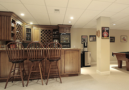 Tips and Tricks to Decorate Your Home Bar